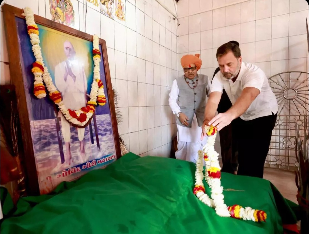 કોંગ્રેસ નેતા રાહુલ ગાંધીએ ‘ભારત જોડો ન્યાય યાત્રા’ દરમિયાન દાહોદના કંબોઈ ધામની મુલાકાત લીધી